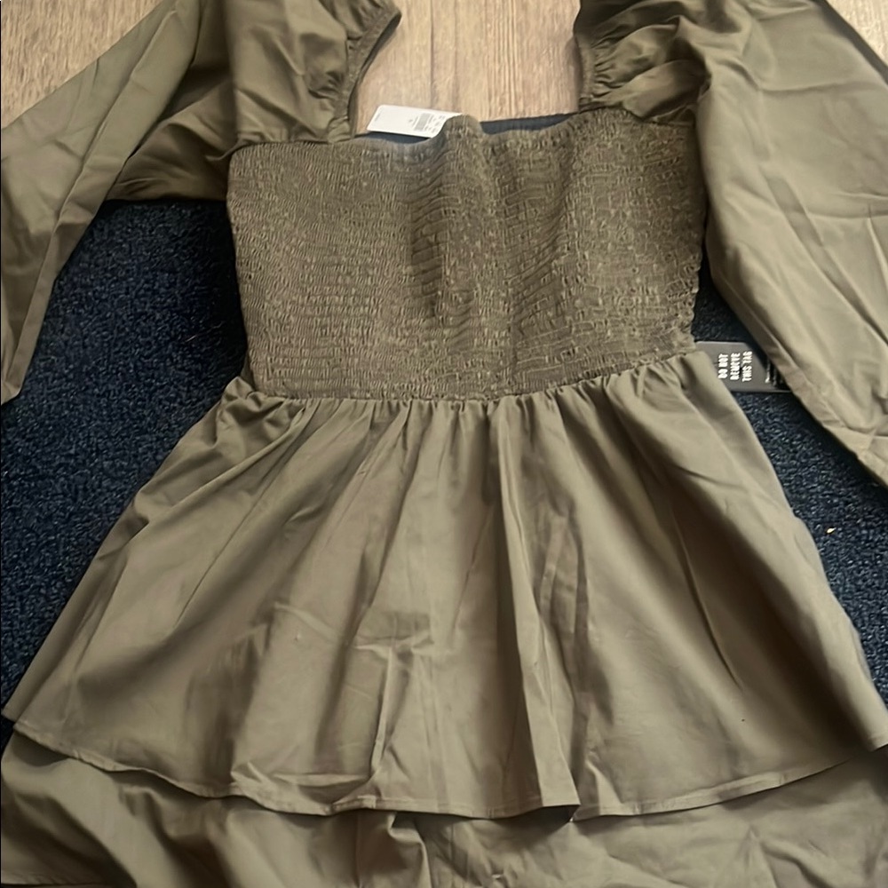 Express Green romper with puff sleeves